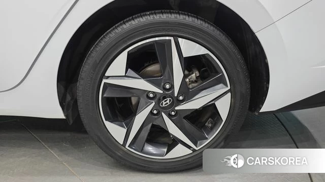 Hyundai Avante Hybrid (CN7) id 4517950 из Кореи 13