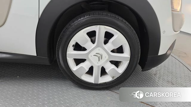 Citroen / DS C4 Cactus id 4417311 из Кореи 13
