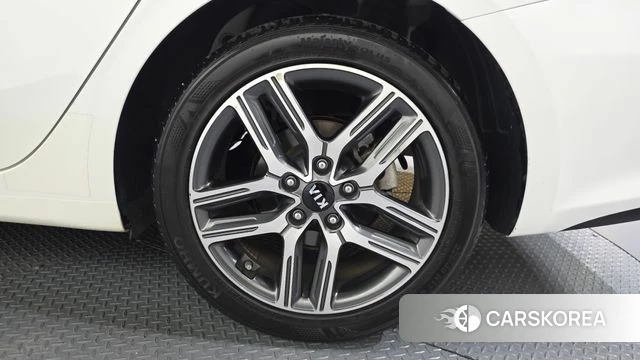 Kia Come New K3 id 4225447 из Кореи 13