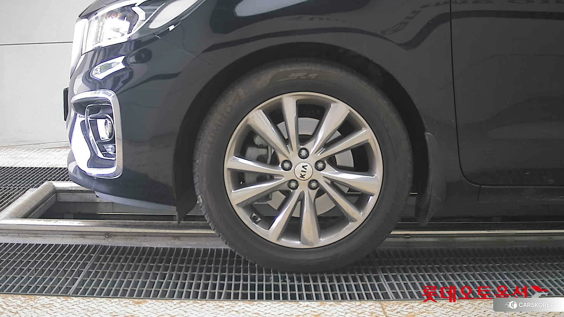 Kia Carnival id 4347383 из Кореи 13