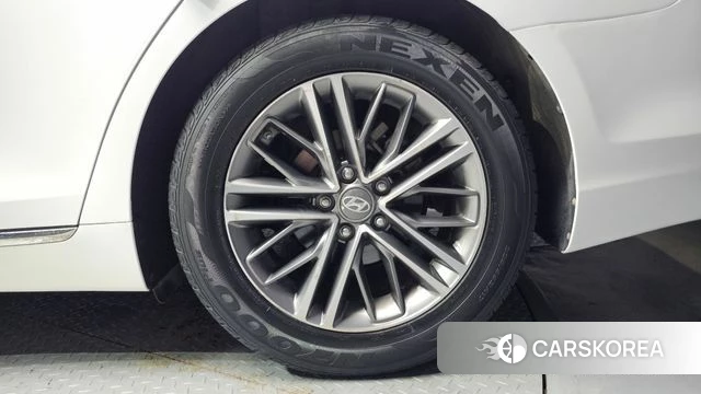 Hyundai Grandeur IG id 4652430 из Кореи 13