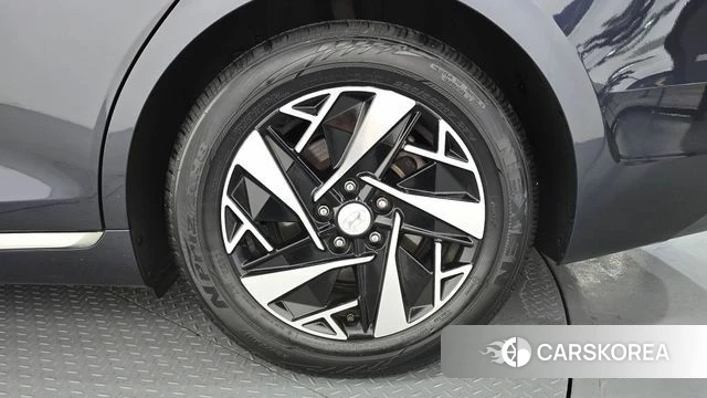 Hyundai The New Grandeur IG Hybrid id 4355634 из Кореи 13