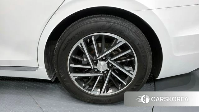 Hyundai The New Grandeur IG id 4245241 из Кореи 13
