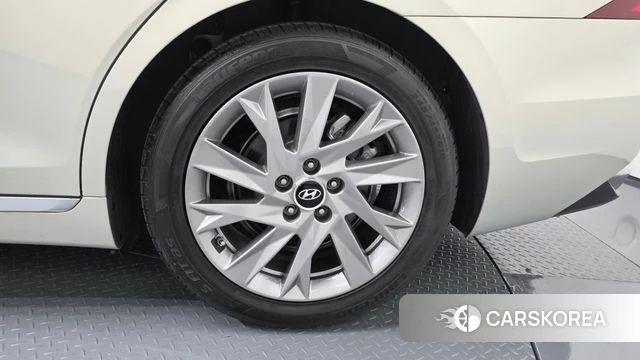 Hyundai The New Grandeur IG Hybrid id 4325036 из Кореи 13