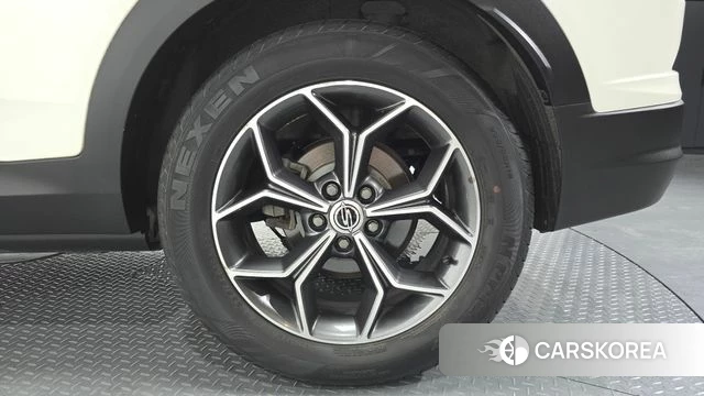 Ssangyong Beautiful Korando id 4764724 из Кореи 13