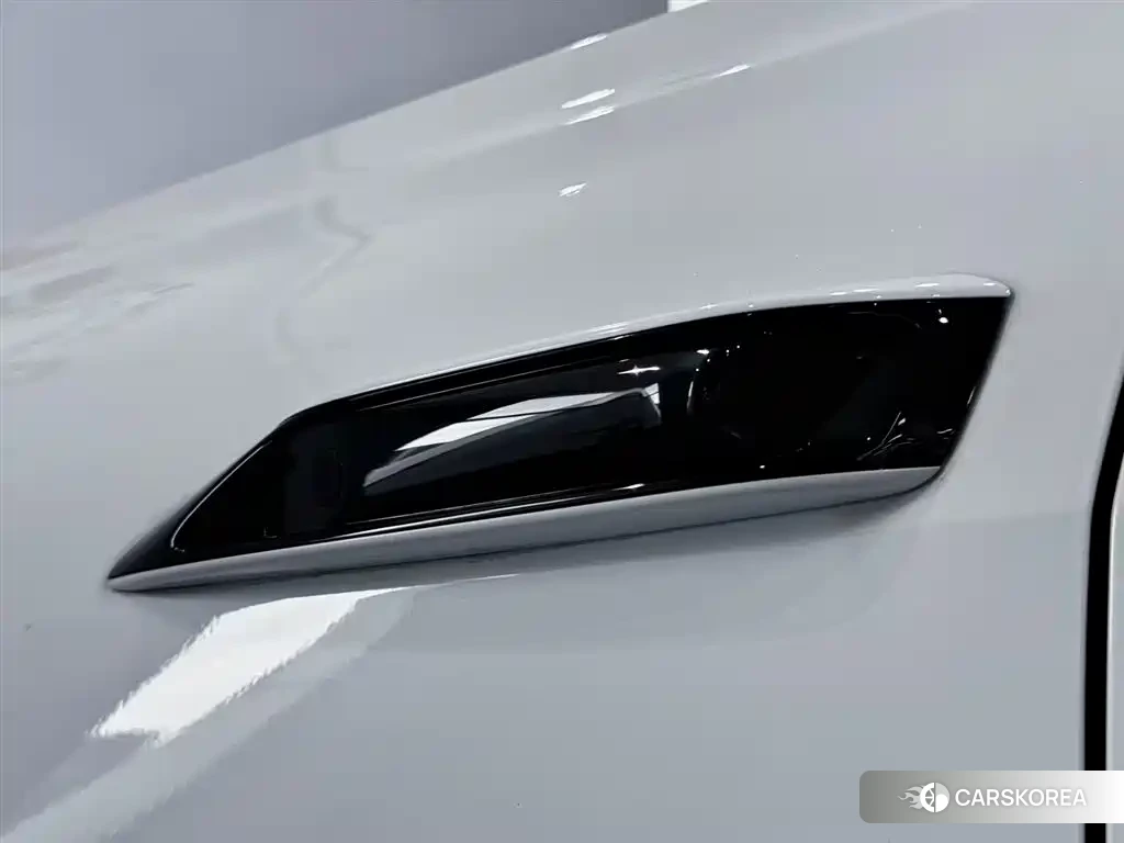 Audi A5L id 4538846 из Китая 13