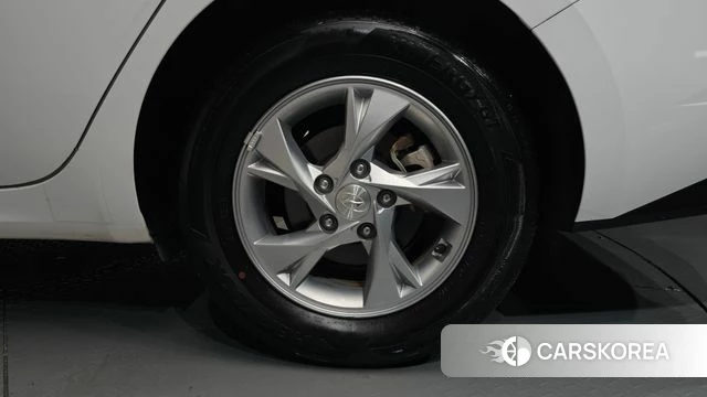 Hyundai Avante (CN7) id 4677064 из Кореи 13