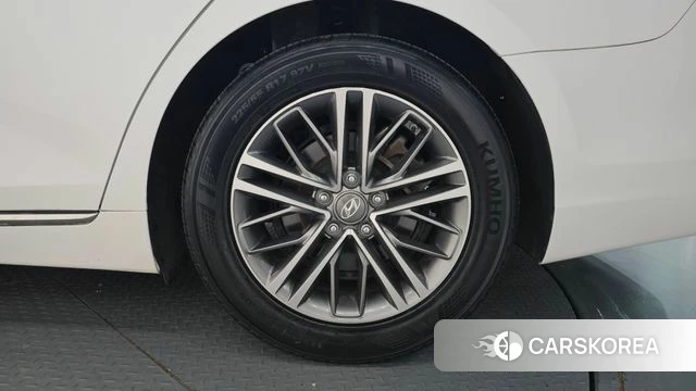 Hyundai Grandeur IG id 4339687 из Кореи 13