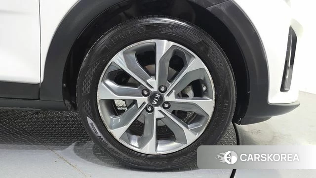 Kia Stonic id 4502727 из Кореи 13