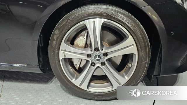 Mercedes-Benz E-Class W213 id 4465713 из Кореи 13