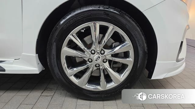 Kia The New Carnival id 4390169 из Кореи 13