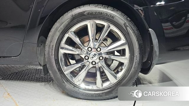 Kia The New Carnival id 4508216 из Кореи 13