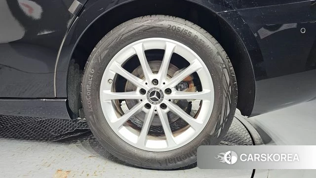 Mercedes-Benz A-Class W177 id 4872765 из Кореи 13