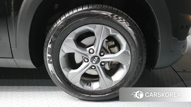 Kia Seltos id 4283480 из Кореи 13