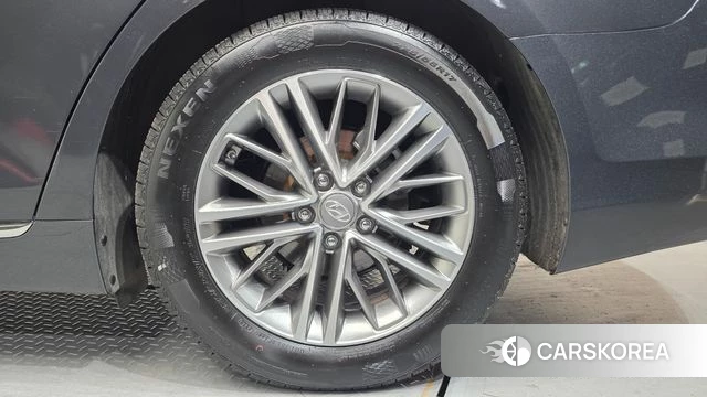 Hyundai Grandeur IG id 4318252 из Кореи 13