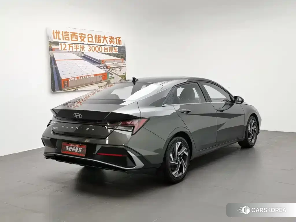 Hyundai Elantra id 4653917 из Китая 13