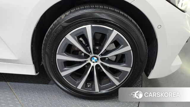 BMW 3 Series (G20) id 4292473 из Кореи 13