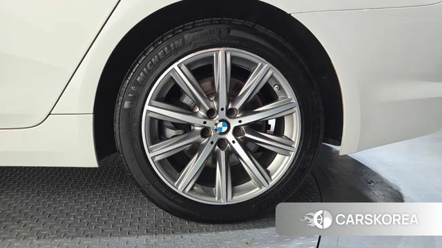 BMW 5 Series (G30) id 4677729 из Кореи 13