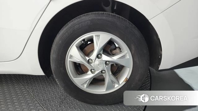 Hyundai Avante (CN7) id 4361282 из Кореи 13
