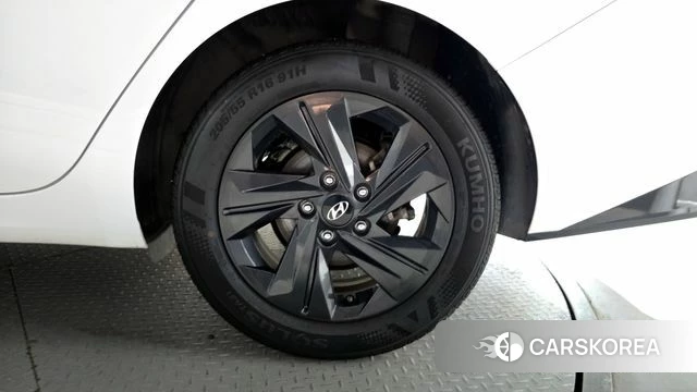 Hyundai Avante (CN7) id 4408797 из Кореи 13