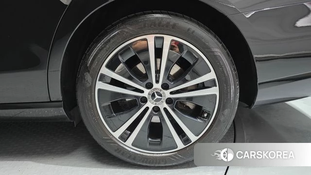 Mercedes-Benz E-Class W213 id 4741028 из Кореи 13
