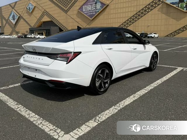 Hyundai Elantra id 4374657 из Китая 13