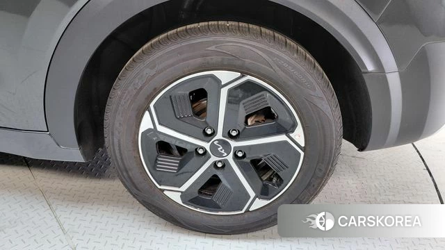 Kia Di Ol Nu Niro id 4388890 из Кореи 13