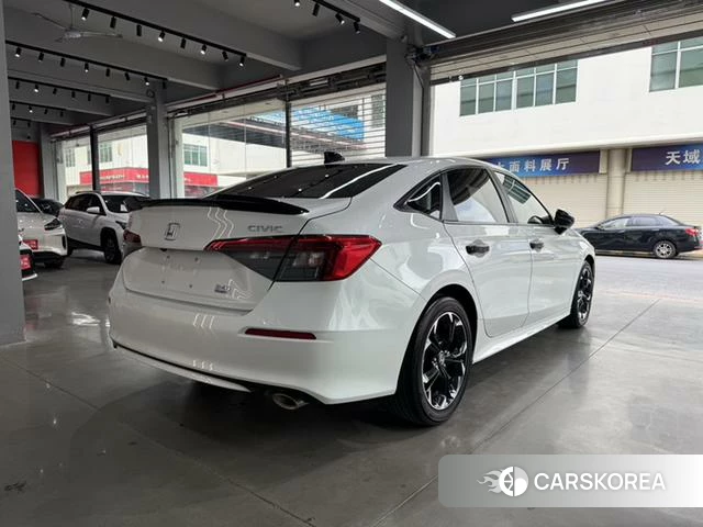 Honda Civic id 4299599 из Китая 13