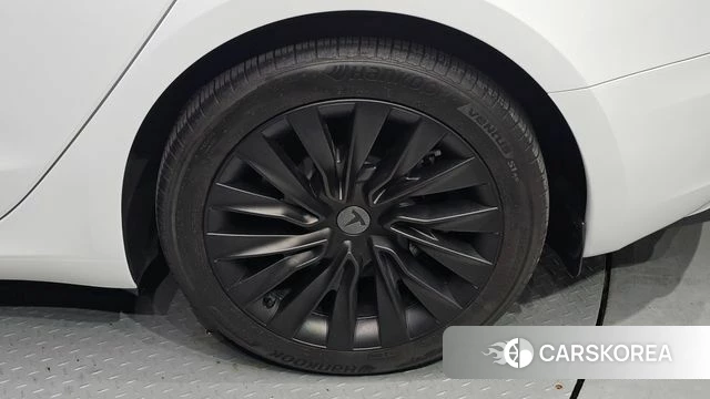 Tesla Model 3 id 4302352 из Кореи 13