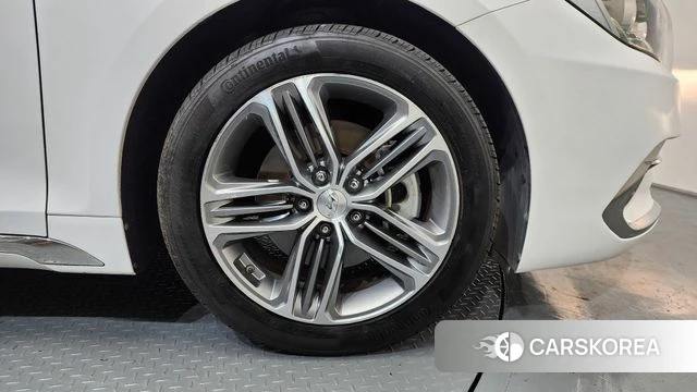 Hyundai Grandeur IG id 4310882 из Кореи 13