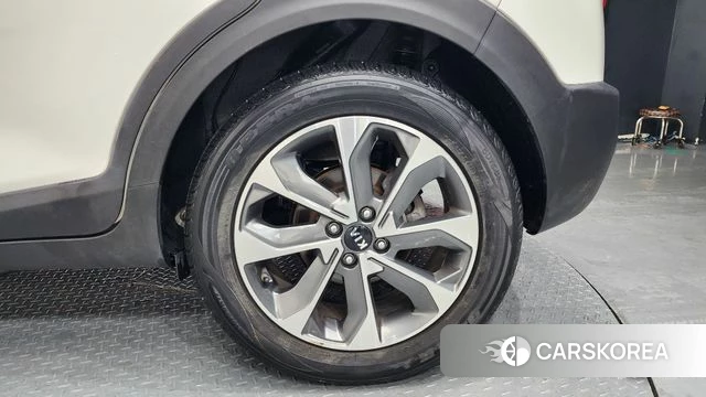 Kia Stonic id 4615292 из Кореи 13