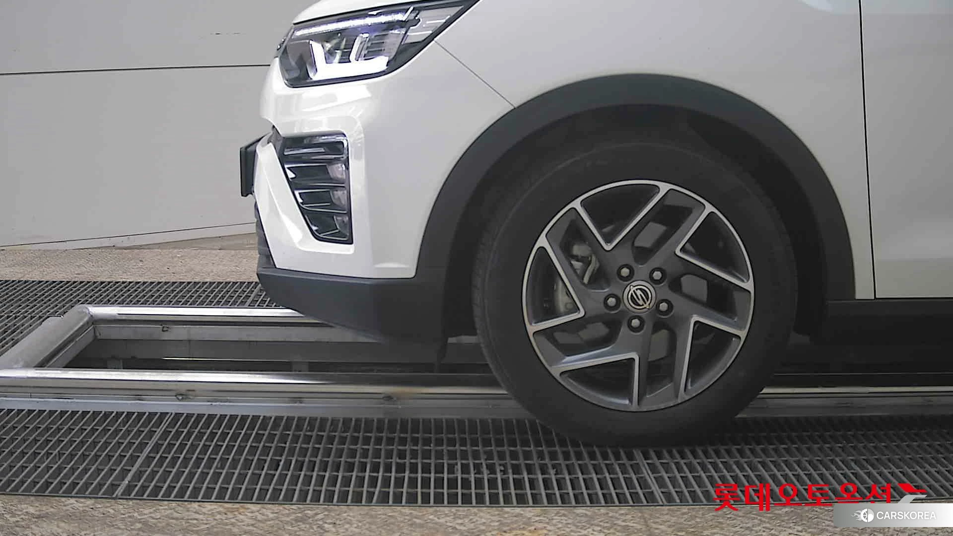 SsangYong Tivoli id 3869460 из Кореи 13