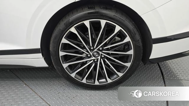 Hyundai Grandeur Hybrid (GN7) id 4618099 из Кореи 13