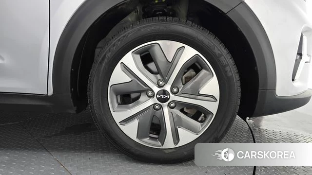 Kia Niro Plus id 4740516 из Кореи 13