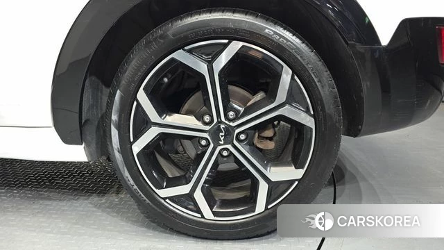 Kia Di Ol Nu Niro id 4618930 из Кореи 13