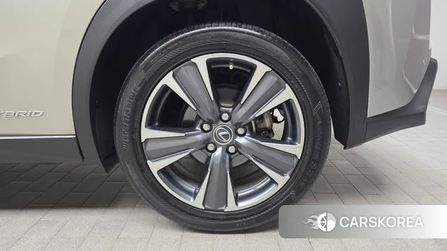Lexus UX250h id 4746670 из Кореи 13