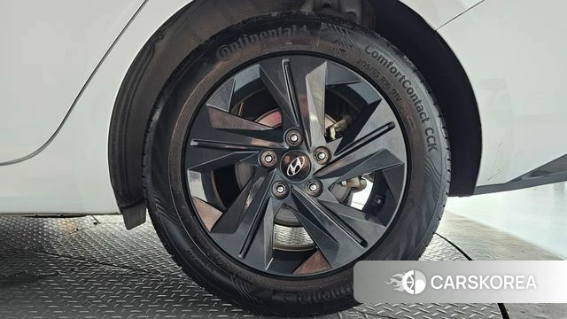 Hyundai Avante Hybrid (CN7) id 4428107 из Кореи 13