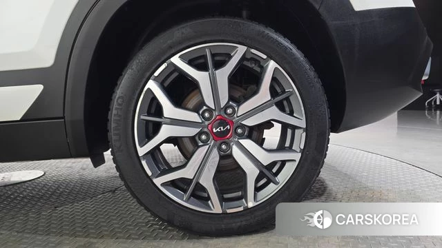 Kia Seltos id 4671194 из Кореи 13