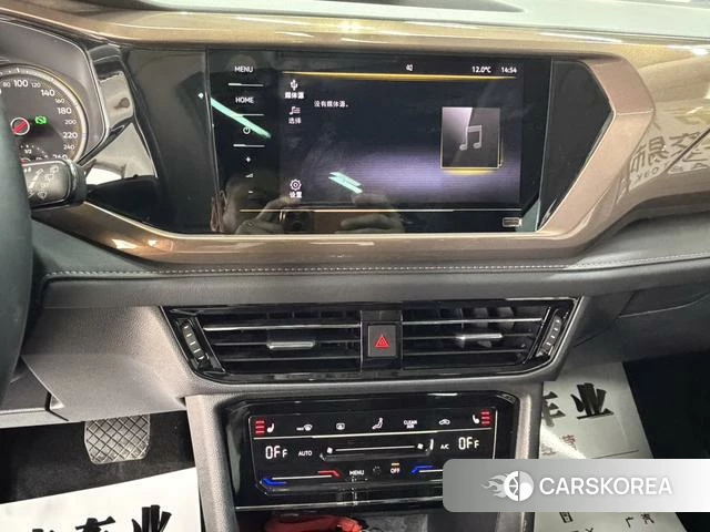 Volkswagen Tuyue id 4313413 из Китая 13