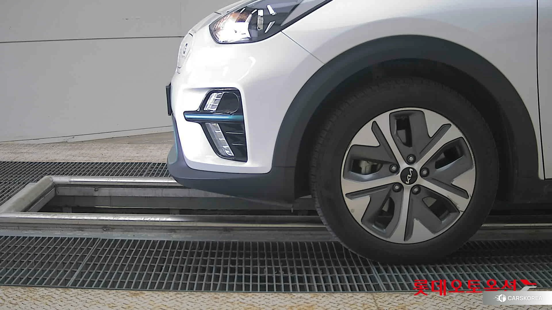 Kia Niro EV id 4289561 из Кореи 13
