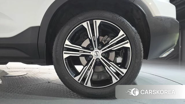 Volvo XC40 id 4496277 из Кореи 13