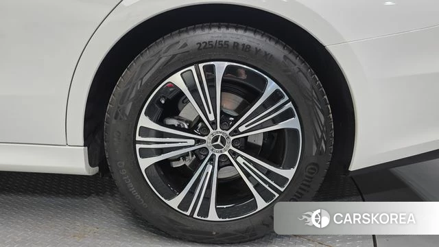 Mercedes-Benz E-Class W214 id 4499425 из Кореи 13