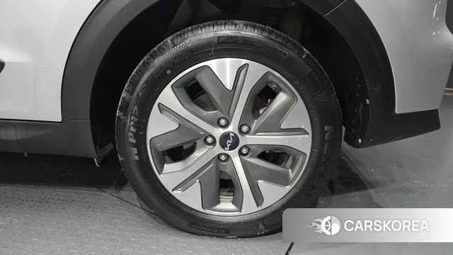 Kia Niro Plus id 4753932 из Кореи 13