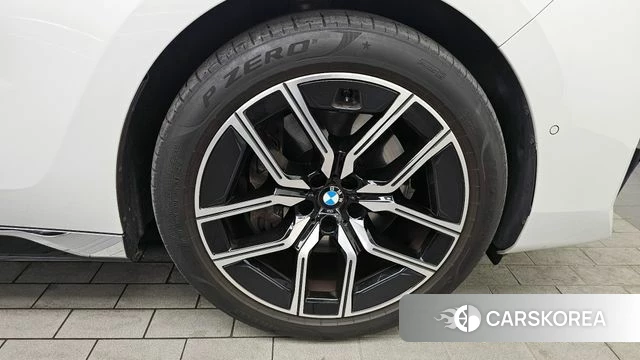 BMW 7 Series (G70) id 4315653 из Кореи 13