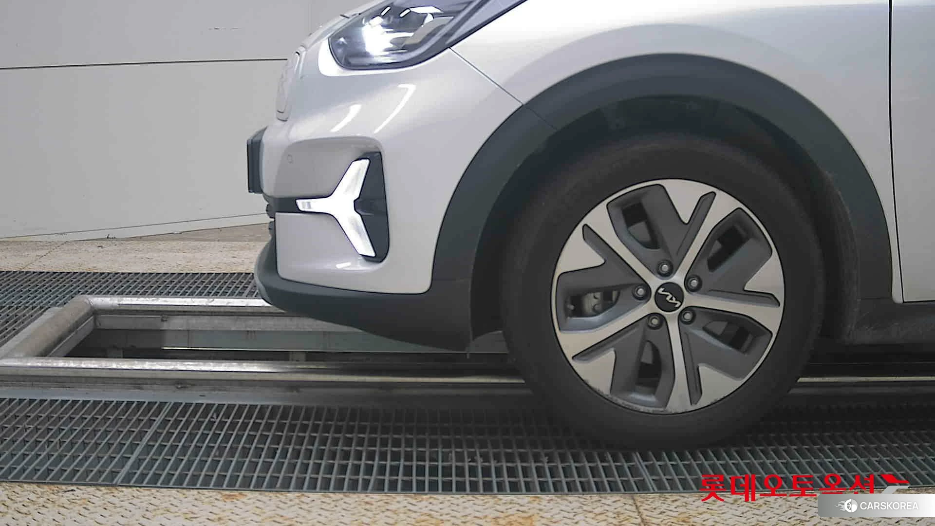 Kia Niro Plus id 4674220 из Кореи 13