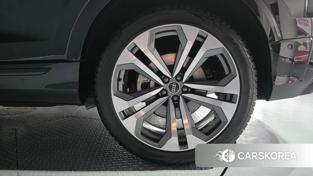 Audi Q8 (4M) id 4388369 из Кореи 13
