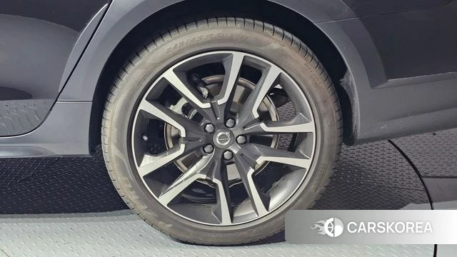 Volvo V90 Cross-Country id 4710885 из Кореи 13