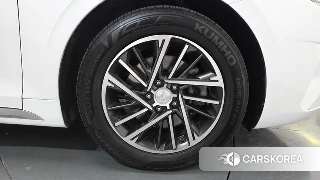 Hyundai The New Grandeur IG id 4534689 из Кореи 13
