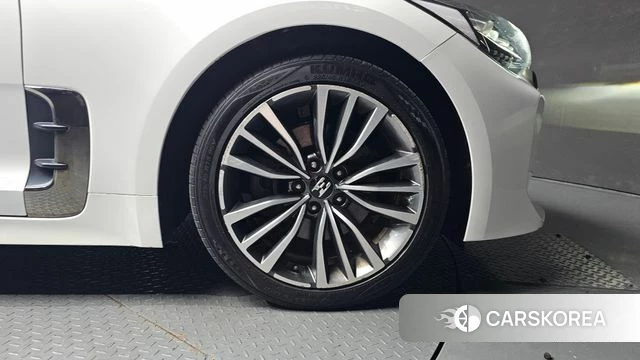 Kia Stinger id 4667862 из Кореи 13