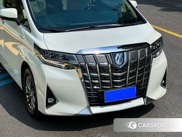 Toyota Elfa id 4278120 из Китая 13